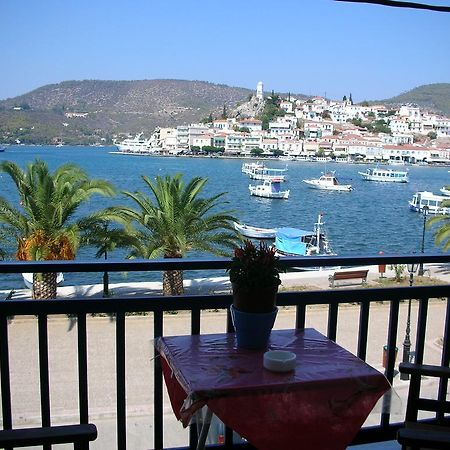 Bissias Guest House Galatás Екстериор снимка