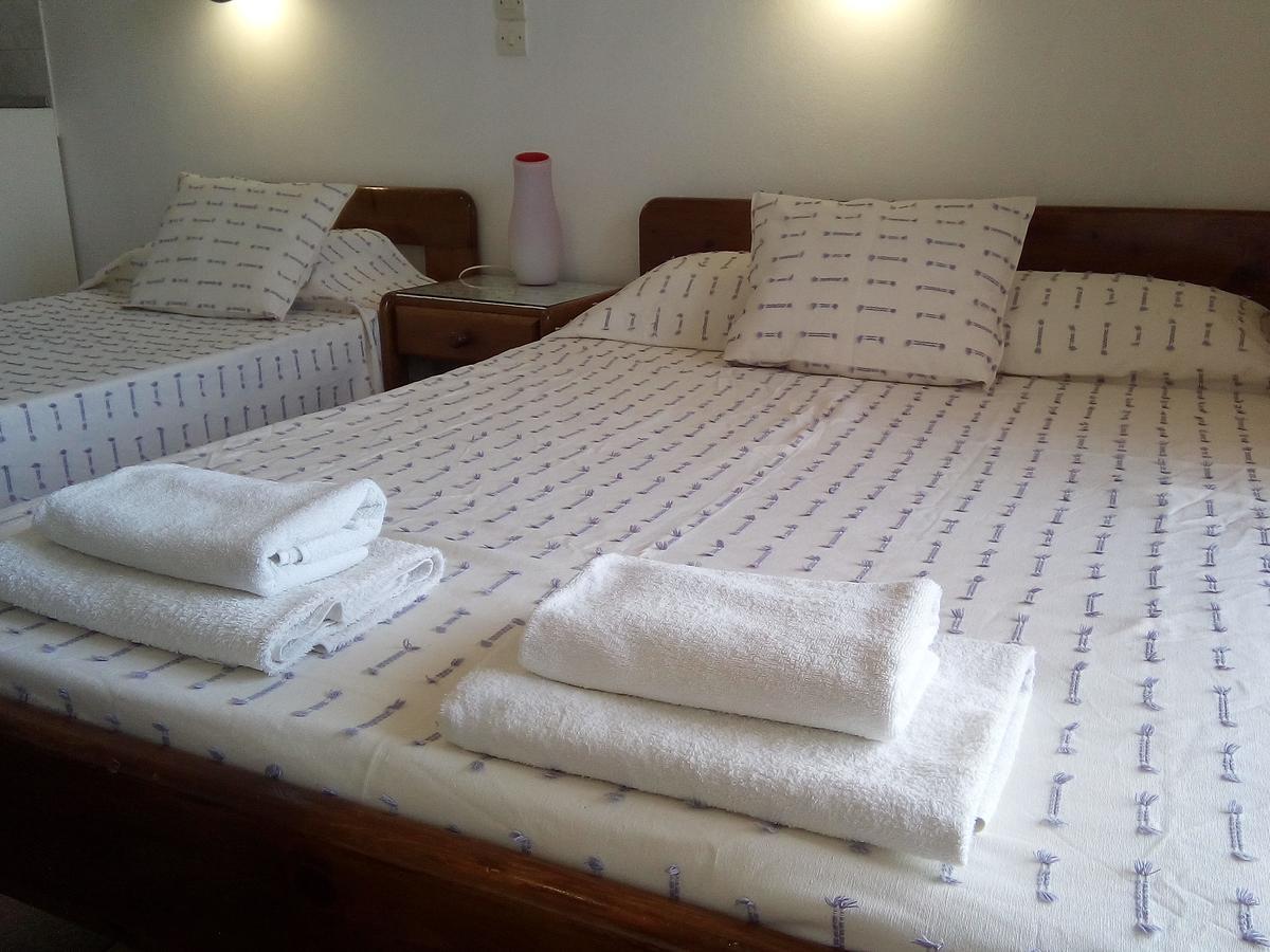 Bissias Guest House Galatás Екстериор снимка
