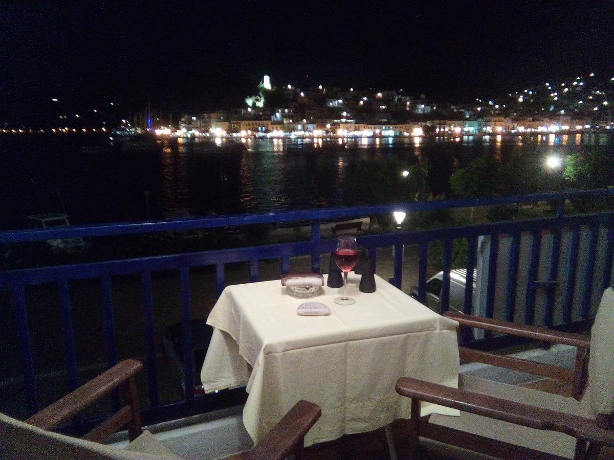 Bissias Guest House Galatás Екстериор снимка